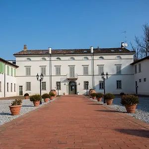 Ca' Rossa 3*, San Giovanni in Croce Italia
